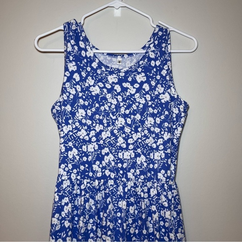 Flowy Chic Blue Floral Maxi Dress